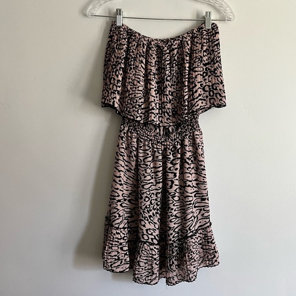 Parker Strapless Pink Leopard Print Pleated Summer Beachy Mini dress - Picture 2 of 10